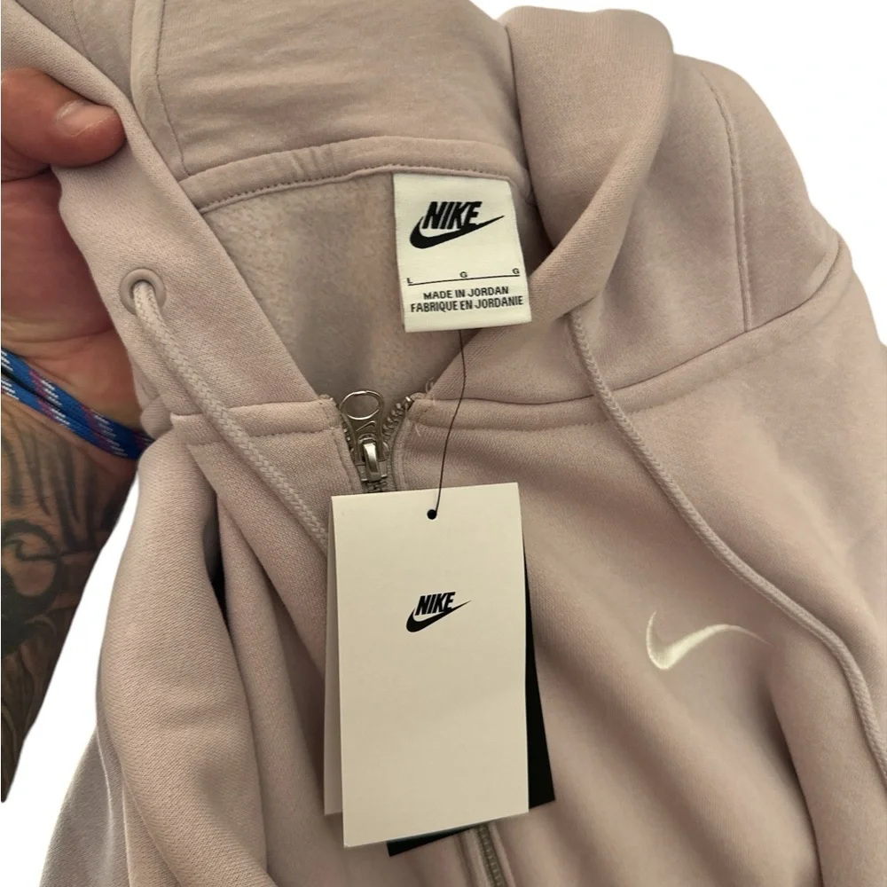 Nike Oversized Fit Women’s Size Large Full Zip Hood Blush Jacket Size Large NWTS